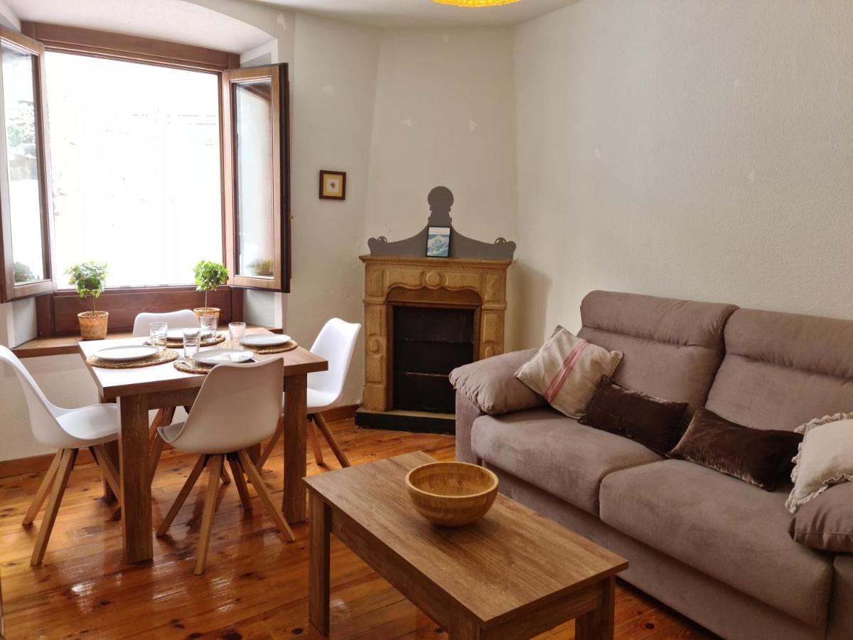 Espectacular Apartamento Reformado En Edificio Historico, Con Wifi Canfranc Exterior photo
