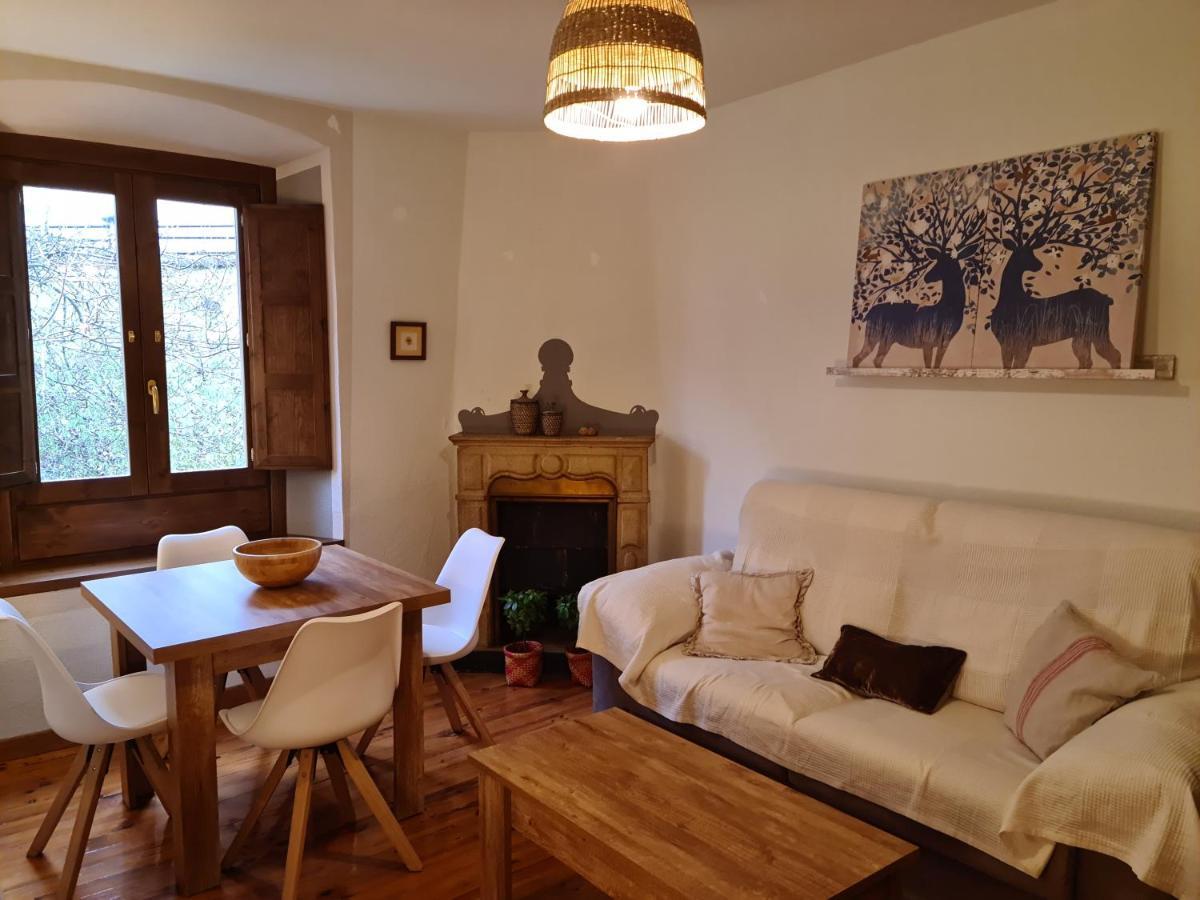 Espectacular Apartamento Reformado En Edificio Historico, Con Wifi Canfranc Exterior photo
